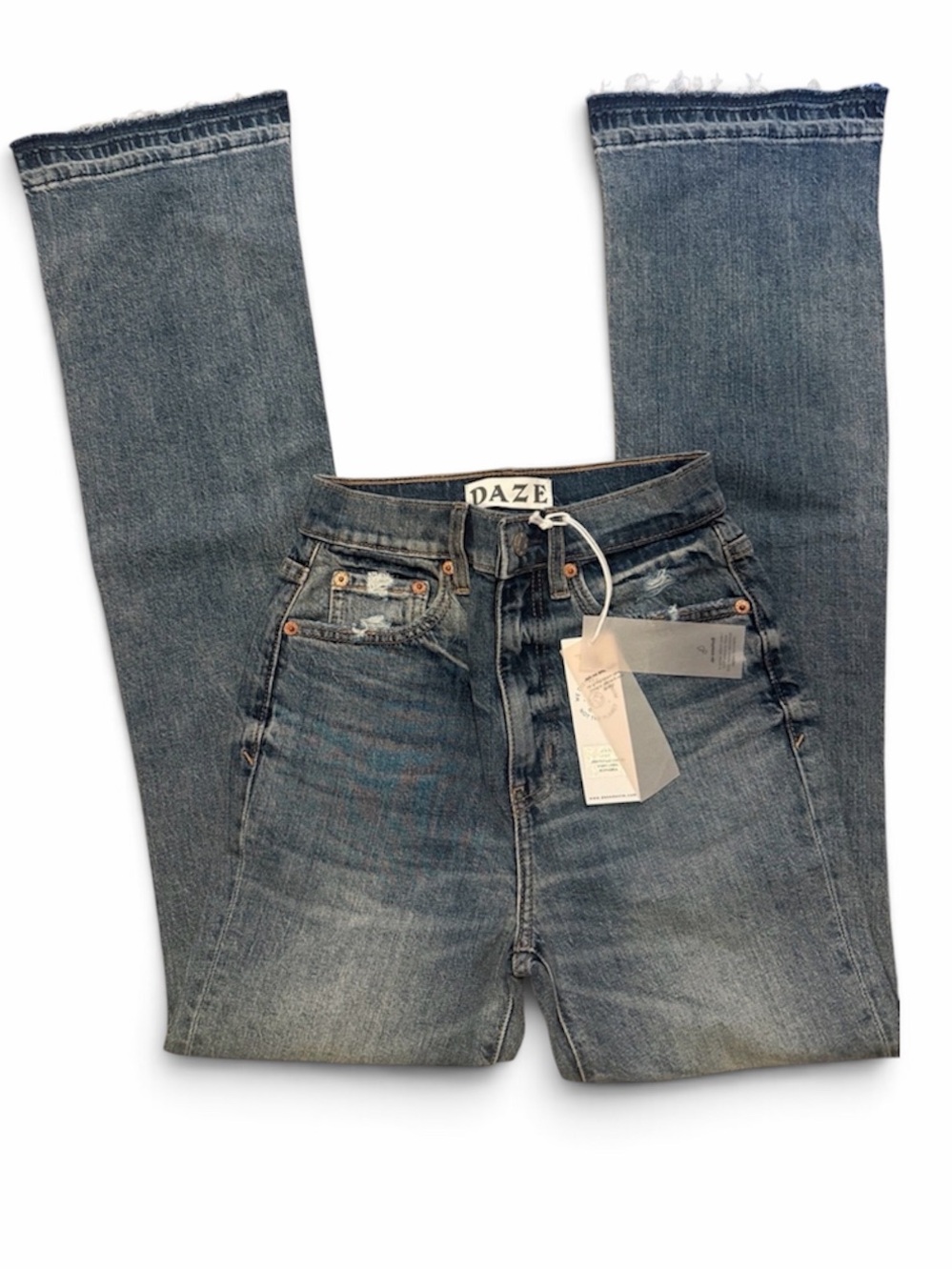 DAZE Women's Straight Leg Jeans in Medium Blue Wash - Picture 3 of 3